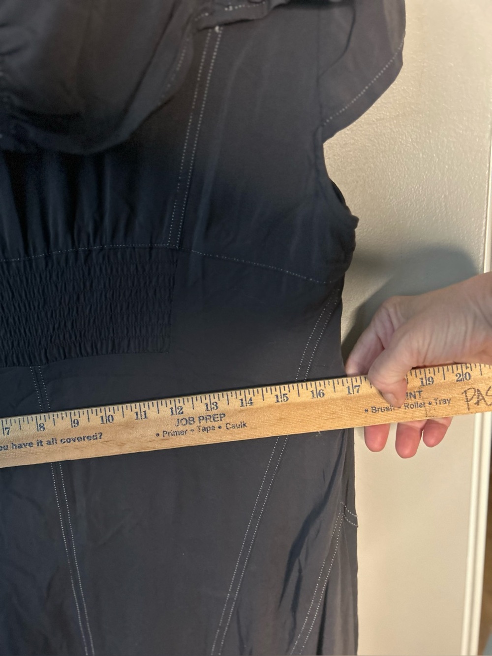 Akela Key asymmetrical dress - Picture 14 of 15